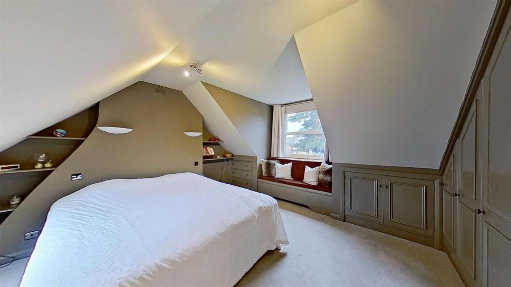 The-Pleasance-Roehampton-SW15-11152025 205644.jpg