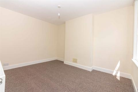 3 bedroom flat for sale, Gratwicke Road, Worthing