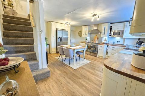 3 bedroom terraced house for sale, Burnley Road, Loveclough, Rossendale, BB4