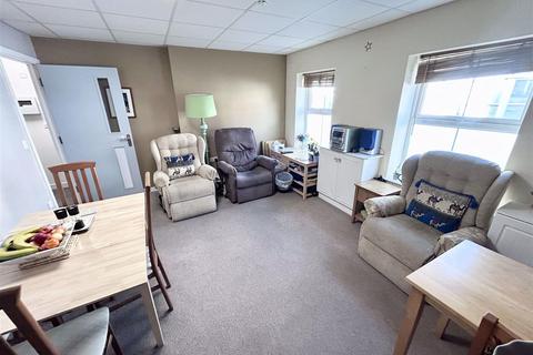2 bedroom terraced bungalow for sale, Chapel Street, Newport
