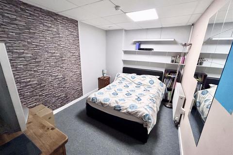 2 bedroom terraced bungalow for sale, Chapel Street, Newport