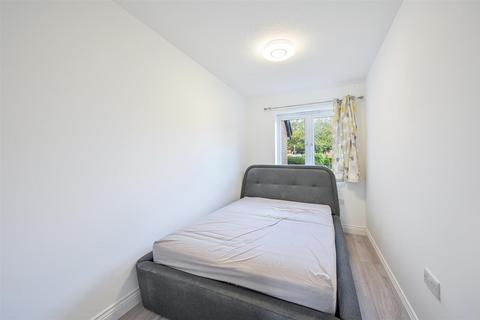 undefined, Kipling Drive, Colliers Wood SW19