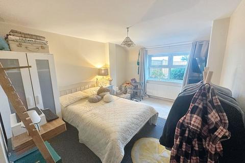 2 bedroom ground floor flat to rent, Pantbach Road, Cardiff, South Glamorgan, CF14