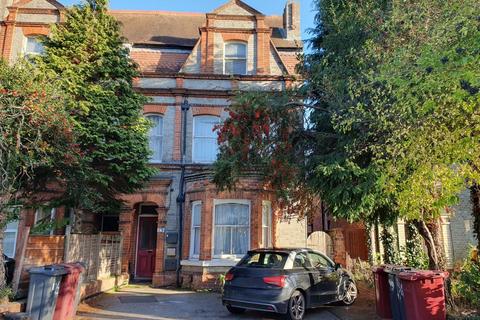 undefined, Western Elms Avenue, Reading