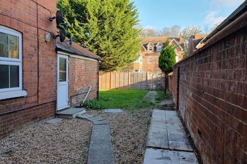 undefined, Western Elms Avenue, Reading