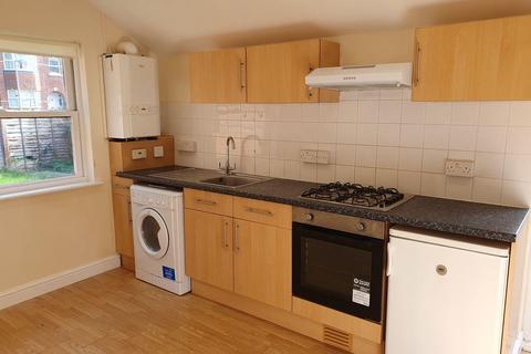 1 bedroom flat to rent, Western Elms Avenue, Reading