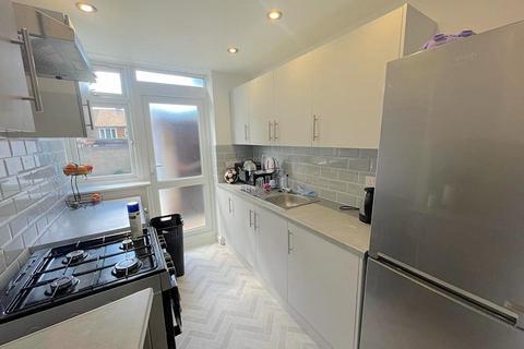 undefined, Doddsfield Road, Slough SL2