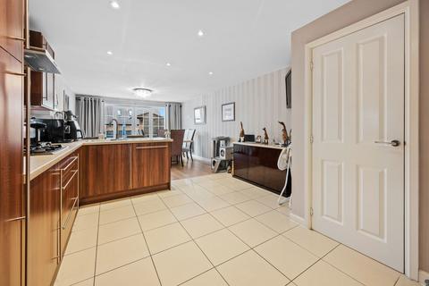 3 bedroom end of terrace house for sale, Jubilee Street, Kettering NN14