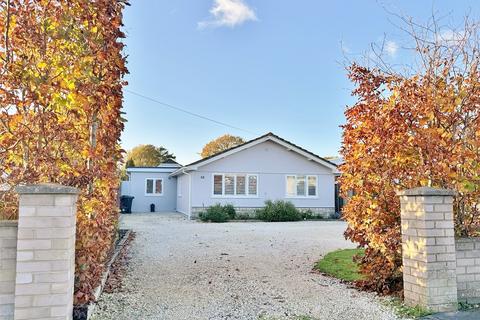 4 bedroom bungalow for sale, Woodlinken Drive, Verwood, Dorset, BH31
