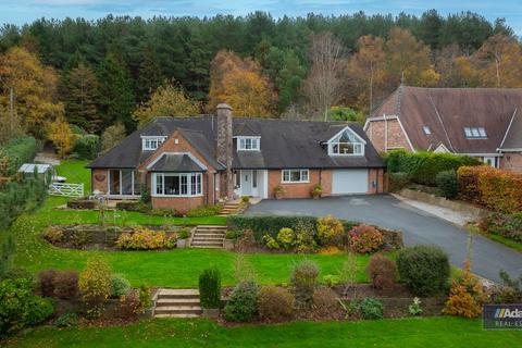 undefined, Delph Lane, Daresbury. Stunning Family Home In A Large Private Plot