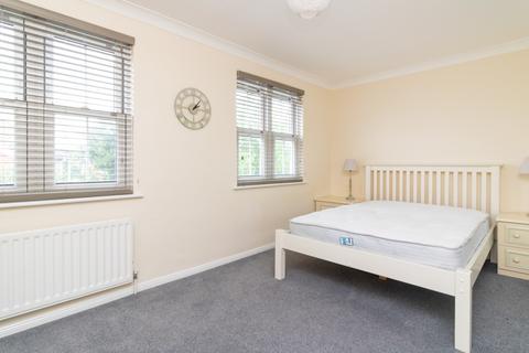 5 bedroom terraced house to rent, Coppergate, Canterbury