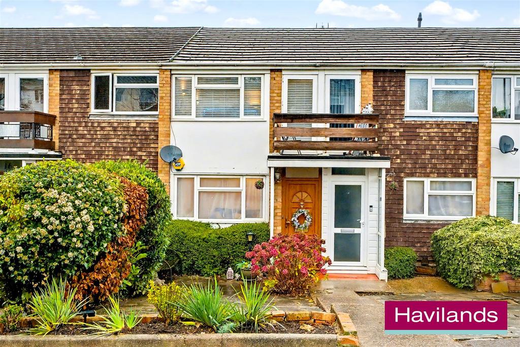 Hill House Close N21 1 LG-10.jpg