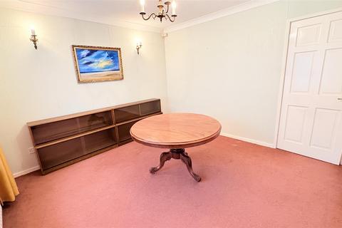 4 bedroom detached house for sale, Pool Meadow Close, Birmingham B13