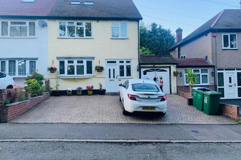 undefined, Rochester Drive, Bexley DA5
