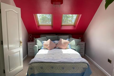 undefined, Rochester Drive, Bexley DA5