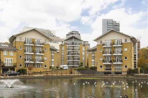 undefined, Thomas More Street, London E1W