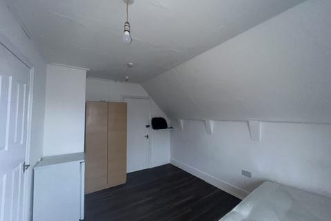 undefined, Mitcham Lane, SW16