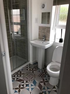 3 bedroom detached house to rent, 9 Robin Close, CV4 8NJ