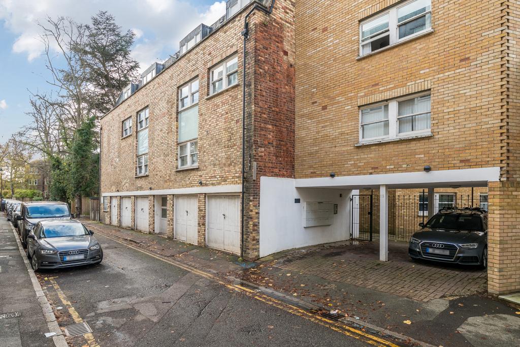 1381425 2 6914681...