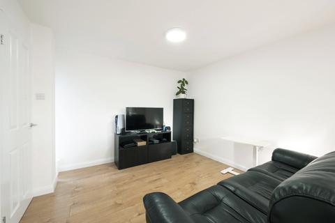3 bedroom end of terrace house for sale, Farnham Gardens, Raynes Park SW20