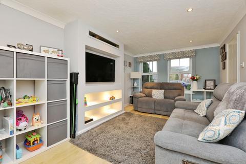 3 bedroom detached house for sale, Siskin Court, Worksop S81
