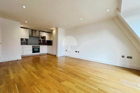 undefined, Oak End Way, Gerrards Cross SL9