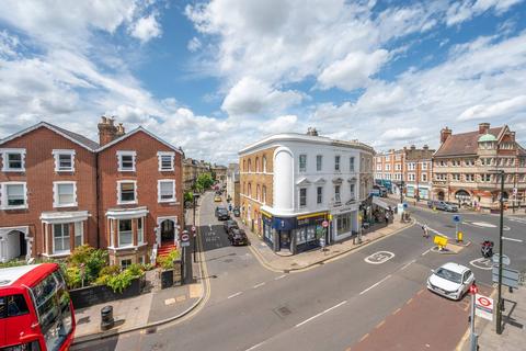 undefined, Wimbledon Hill Road, Wimbledon Village, Wimbledon, SW19