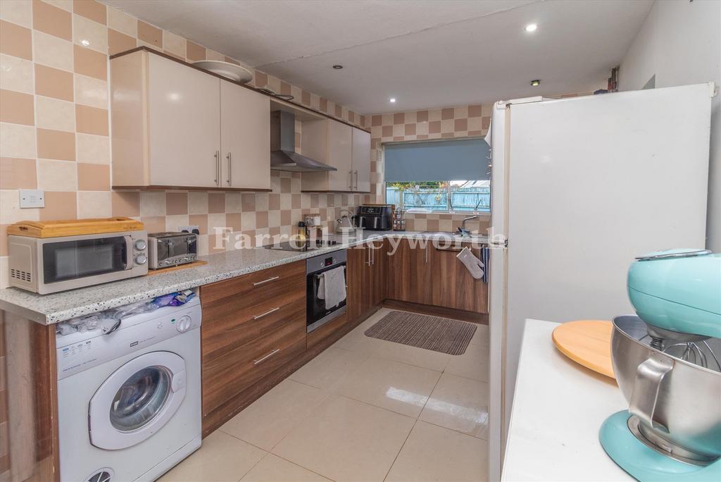 Kitchen image 2