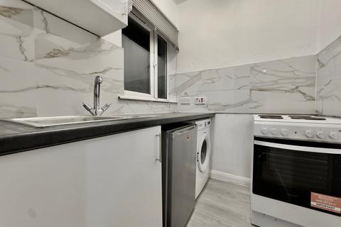undefined, Edgehill Road, CR4