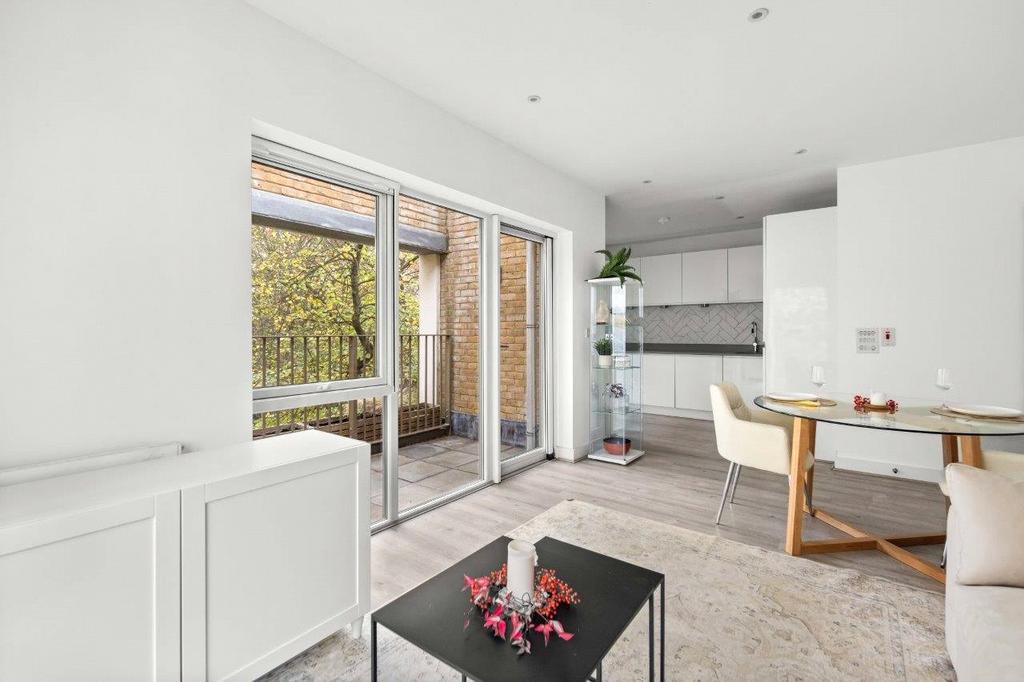 Living Area/Kitchen