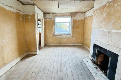 3 bedroom terraced house for sale, 2 Ffordd Seiriol, Moelfre, Anglesey LL72 8LW