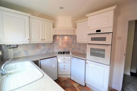 3 bedroom semi-detached bungalow to rent, Westbourne, Bournemouth
