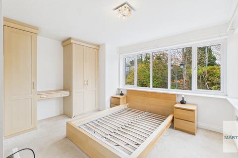 3 bedroom apartment to rent, Station Road, Sutton Coldfield