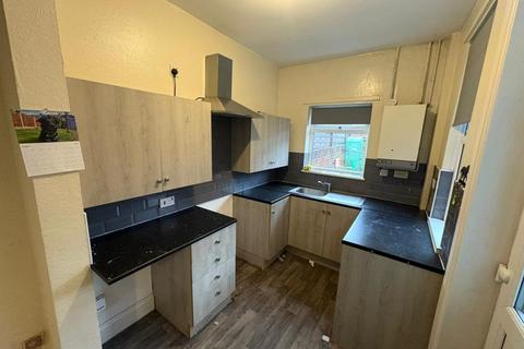 2 bedroom property to rent, Cromwell Road, Mexborough