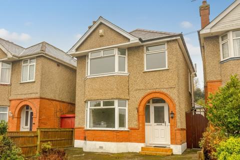 3 bedroom detached house to rent, Poole, Dorset