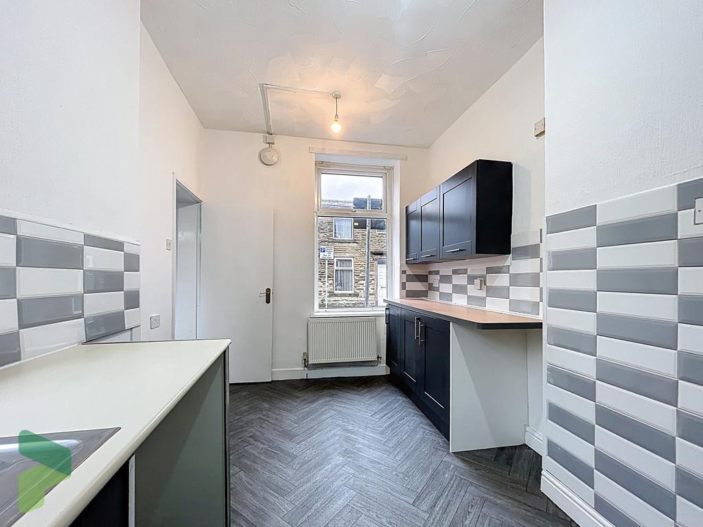 Fitted kitchen