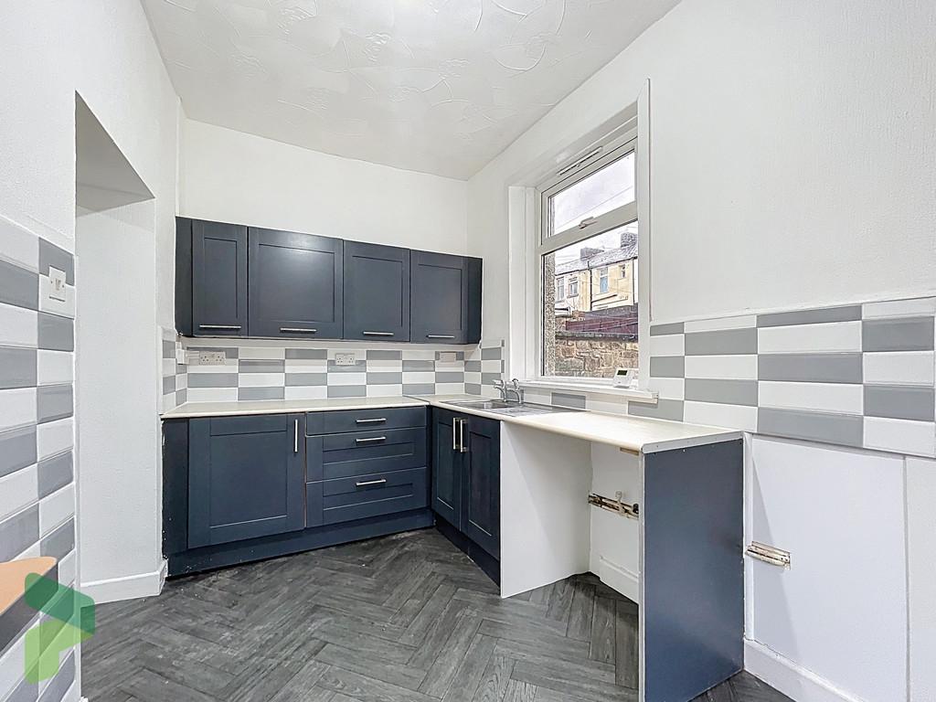 Fitted kitchen