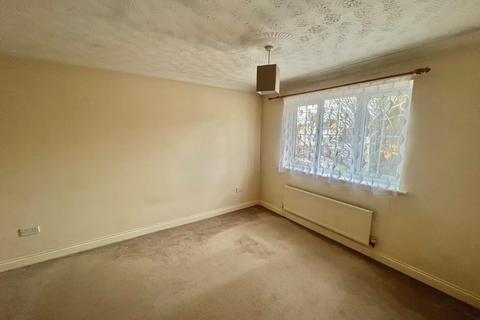 2 bedroom end of terrace house for sale, Park Road, Spalding