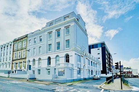 2 bedroom apartment to rent, Lockyer Court, Lockyer Street