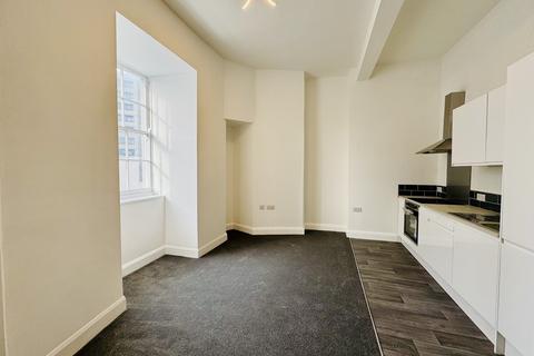 2 bedroom apartment to rent, Lockyer Court, Lockyer Street