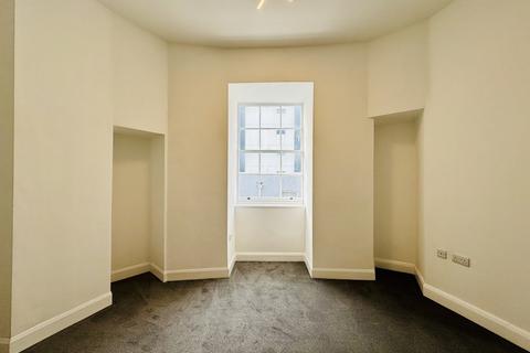 2 bedroom apartment to rent, Lockyer Court, Lockyer Street