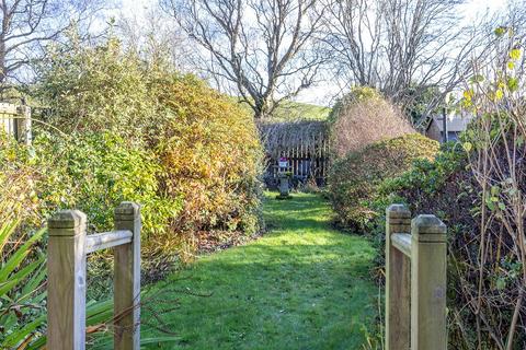 3 bedroom semi-detached house for sale, Roselea Drive, Milngavie