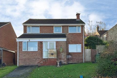 4 bedroom detached house for sale, Clay Close, Dilton Marsh