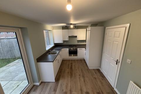 3 bedroom semi-detached house to rent, Brickside Way, Northallerton