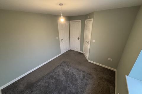 3 bedroom semi-detached house to rent, Brickside Way, Northallerton