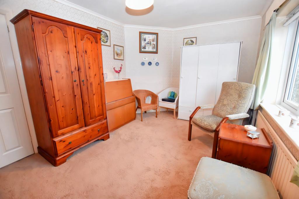Bedroom 1a