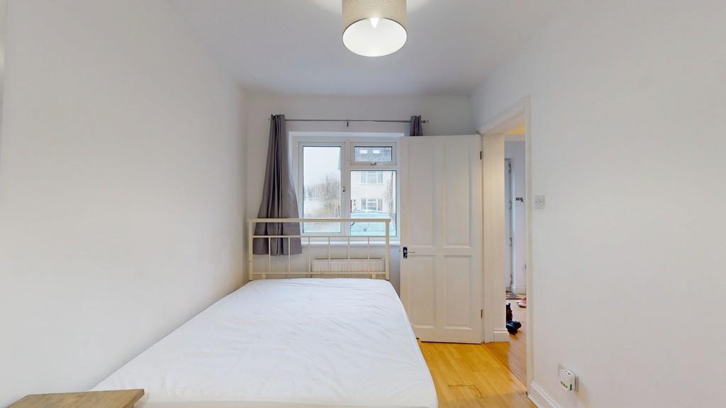 Bedroom 1 - Angle 2