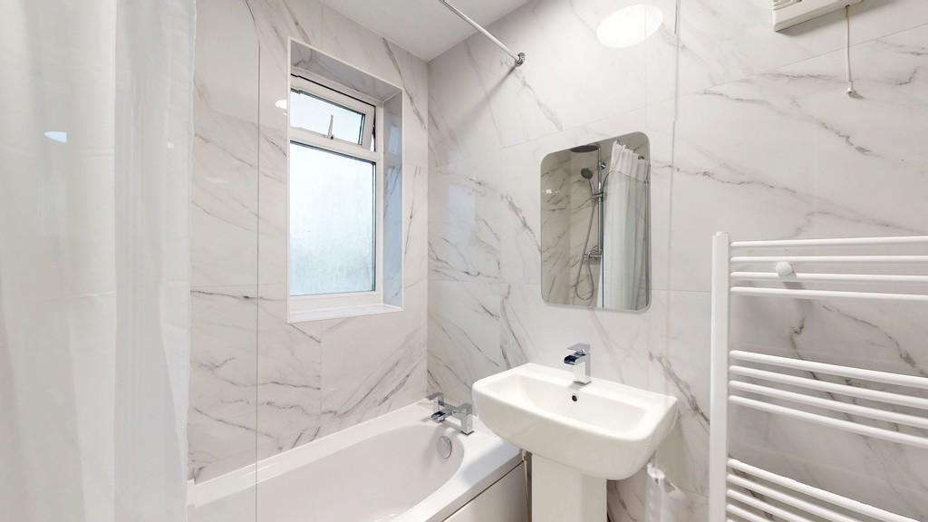 Family Bathroom - Angle 1