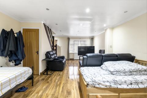undefined, Ranelagh Road, Southall
