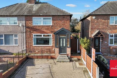 2 bedroom semi-detached house to rent, Fiddlers Lane, Irlam